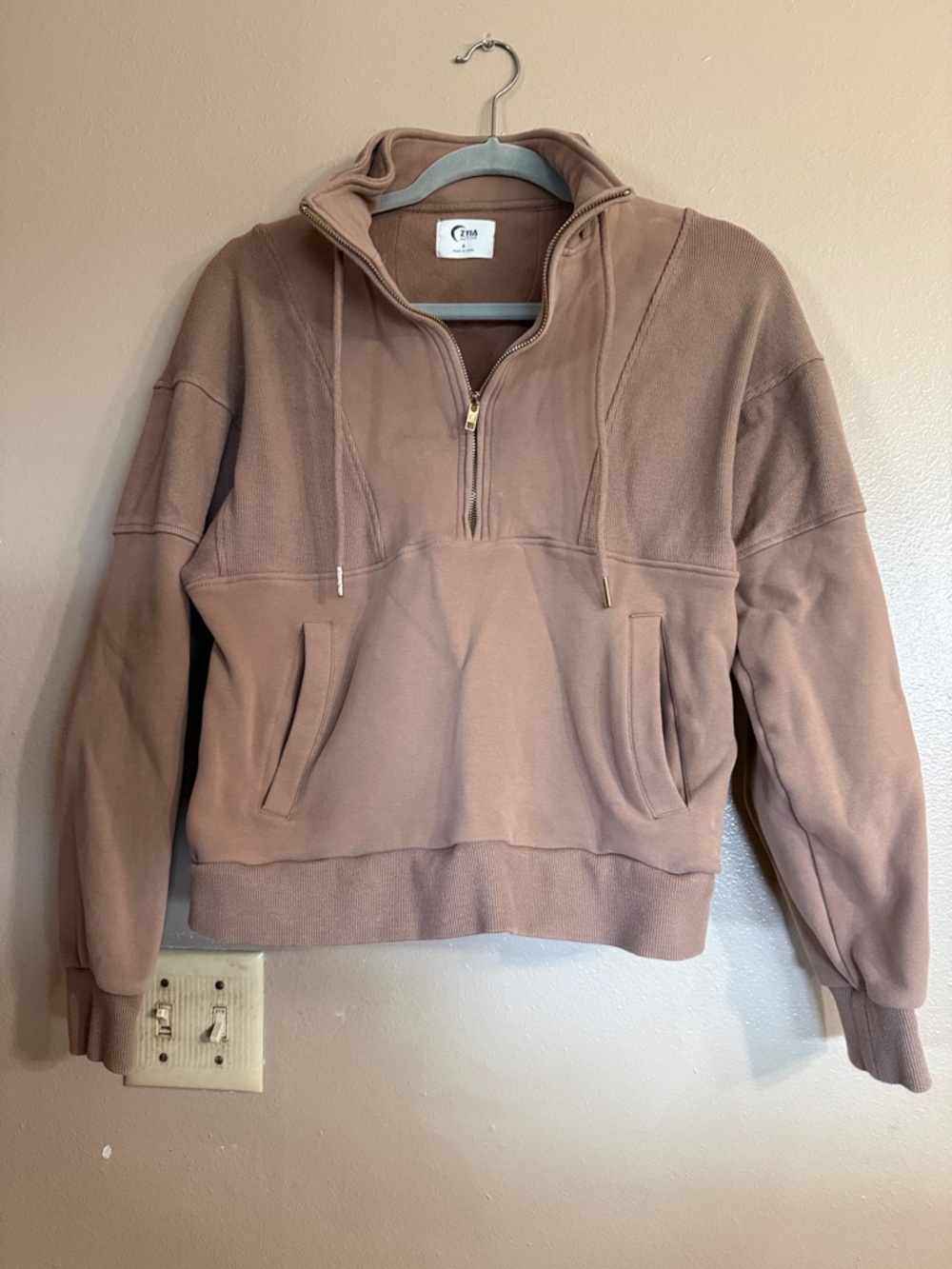 ZYIA Cozy Pullover Hoodie in Mauve Brown